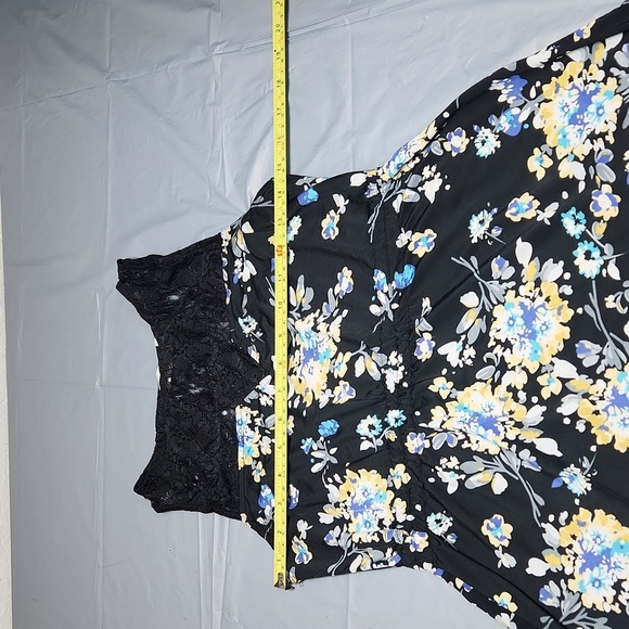 Costa Blanca Dress - Picture 3 of 8